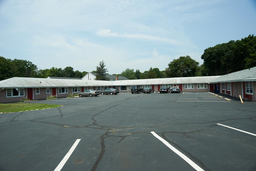 Clinton Motel Экстерьер фото